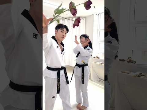 🫴 💐#newjeans #HowSweet #Ktigers #Taekwondo #<strong>TKD</strong> #뉴진스 #K타이거즈 #태권도