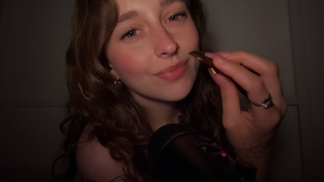 ASMR specific mouth sounds with tapping and scratching (wooden spoon)