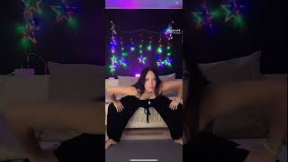 Bigo Live Natalie Yoga. The Beauty Performs Her Daily Exercises