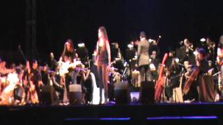 Vanesa Martín "Si me olvidas" Concierto en Guaro (10-9-11).wmv