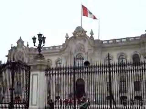 Plaza de Armas. Lima. Per