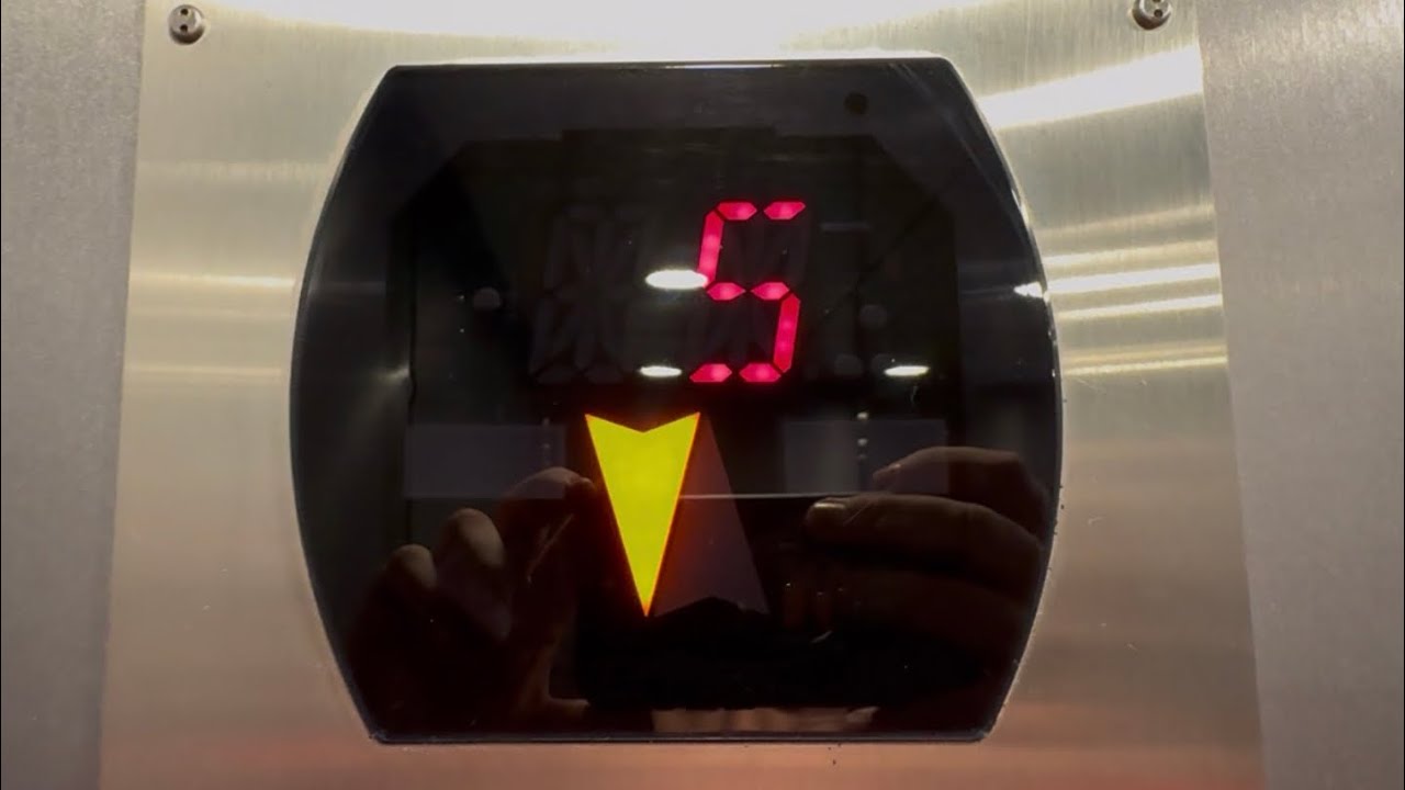 Rare Arrows! OTIS Gen2 MRL Traction Elevators Roseville Galleria Parking Garage Roseville, CA