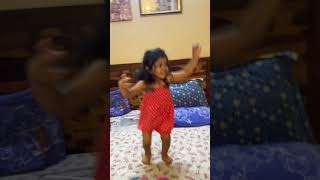 5 Little Monkey Jumping On The Bed - Arika Jumping
