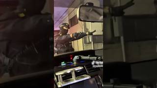 拳銃を向ける警察官vs運転手#すごい #衝撃の事実 #警察 #shorts