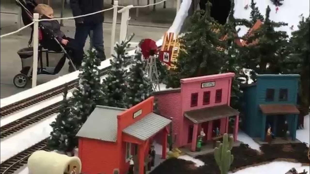 Corsos Flower and Garden Sandusky Ohio Christmas Display YouTube