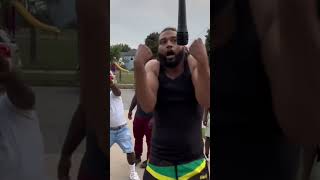 Download Lagu No neck in a music video is crazy 😭 #benzino #funny #reallifefunny #comment MP3