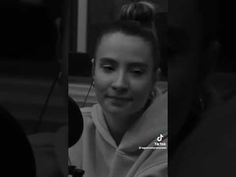 Aşkın Zehr Olmuş Bana Sevilmiyorum Jj7gz Kübra 