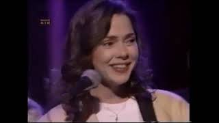 Nanci Griffith - Speed Of The Sound Of Loneliness\/Across The Great Divide (1993) Later Jools Holland