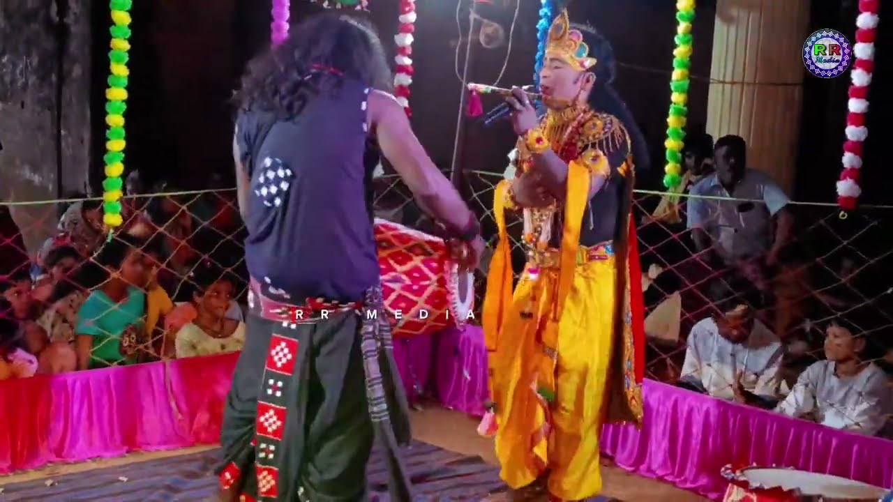 Chuni Bagarti Mahila Danda Nrutya |  ରଙ୍ଗା ଅବତାରେ ଆସୁଛନ୍ତି ଢଳି ଢଳି ନଟ ନାଗର ବନମାଳୀ | RR Media 