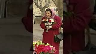 Yürüye Yürüye Çiçekçiye Geldik Mahallenin Muhtarları