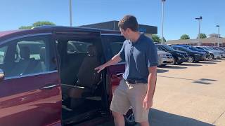 Easy Tilt Seating 2020 Chrysler Pacifica