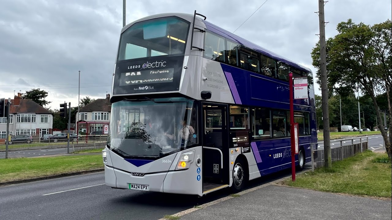 Leeds⚡electric StreetDeck Electroliner⚡ 36634 (MA24 EPX) on the 50A