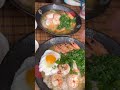 How to poach an egg perfectiy prawn noodles soup #shorts