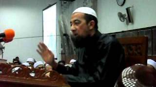 Ustaz Azhar Idrus - 20111224 Masjid Bandar Baru Uda 3 of 6