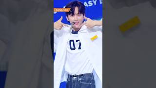 Pitter-Patter-Love - Fantasy Boys #Pitterpatterlove #Fantasyboys #Shorts #Musicbank | Kbs World Tv