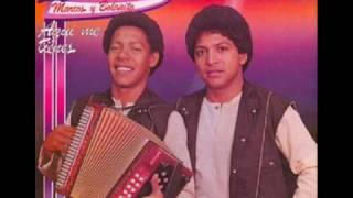 Video thumbnail of "Ponga El Mismo Disco - Marcos Diaz y Los Pechichones"