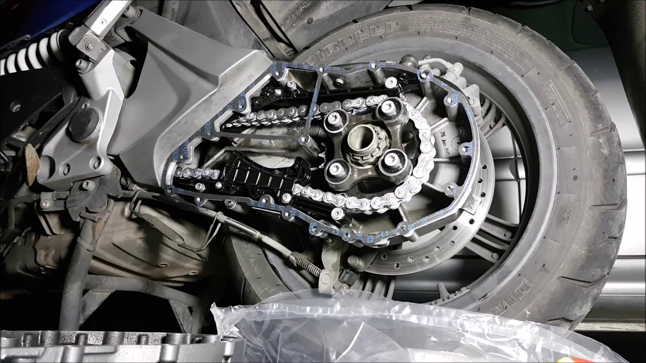 BMW C600 Sport chain replacement - YouTube