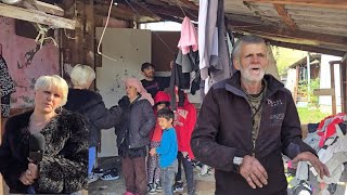 😭 Majka 5 djece plače – njena djeca spavaju među žoharima dok se drugi griju u toplom!