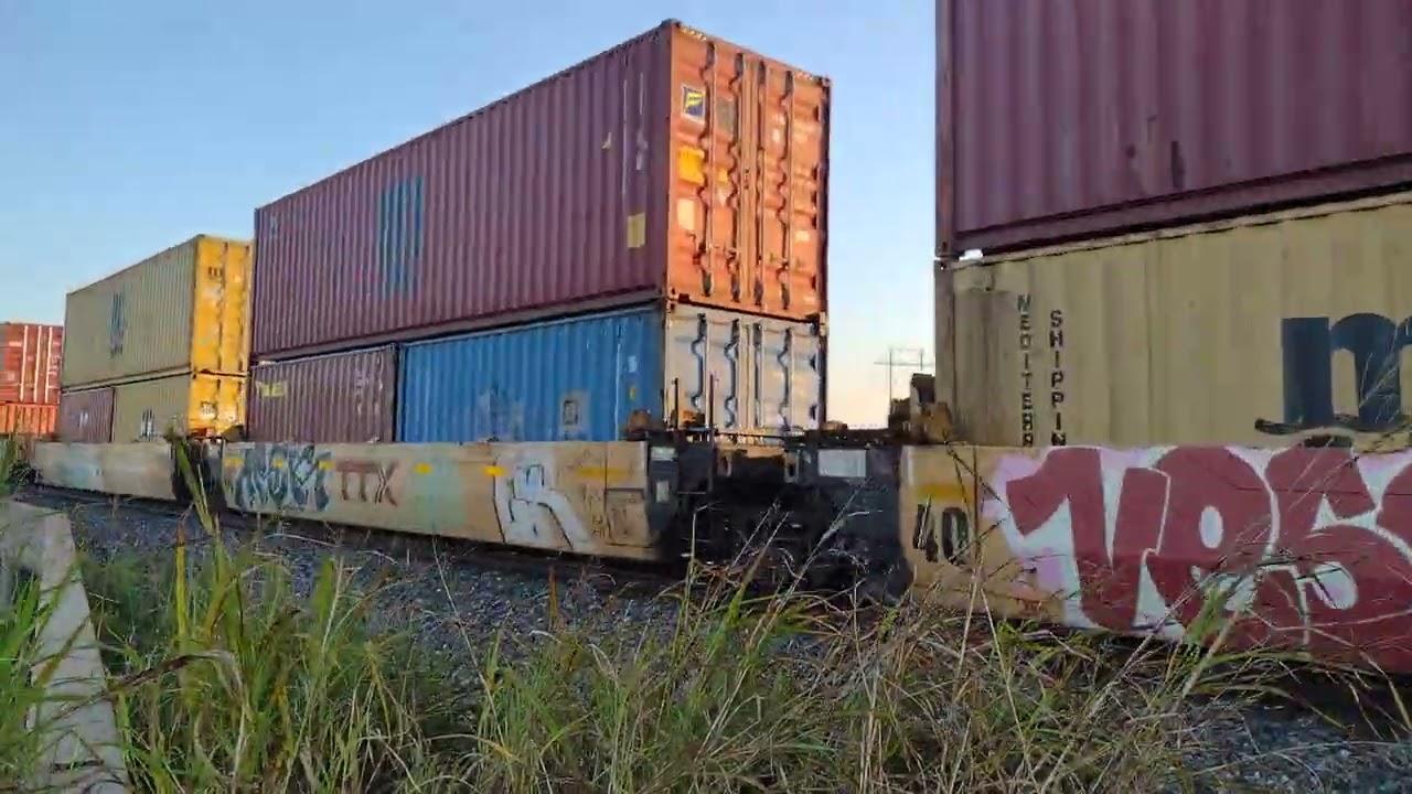 Amazing crew on BNSF Intermodal Train, Wichita, KS 9/10/25