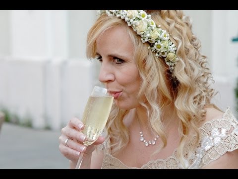 Videó: Meddig érdemes Menni élni A Szüleidhez Az Esküvő Után
