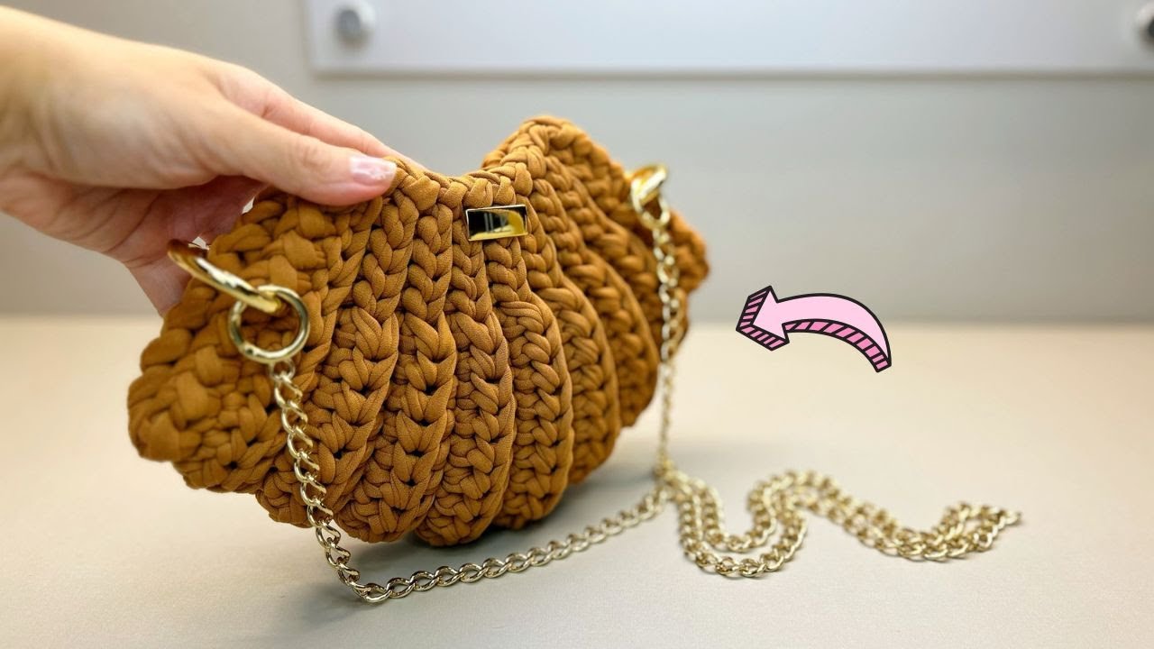 BOLSA de CROCHÊ em FIO de MALHA - CONCHA