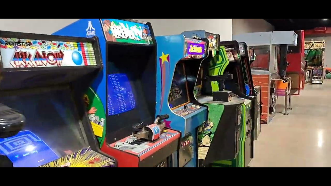 Pinball galore!!! freaking awesome dudes. YouTube