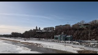 Набережная Урала. Пешеходный мост Европа - Азия.