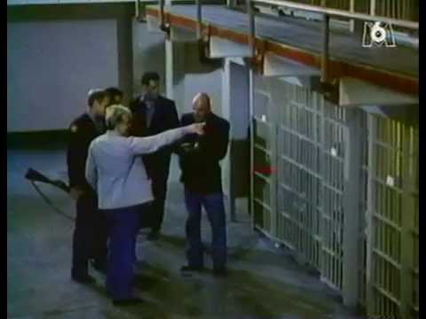 Dans L'enfer D'alcatraz FRENCH 1980 partie 1 La Bataille D'alcatraz