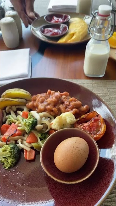 STORY IG, WA, SARAPAN , LAUCH DAN DINNER DI PANTAI, DI HOTEL, STORY ROMANTIS DI HOTEL