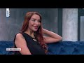 نور معجبة بجبل شيخ الجبل وتريد أن تطلب يده للزواج في استوديوهات أحمر بالخط العريض