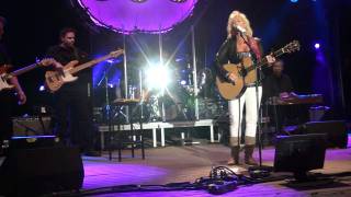 Lorrie Morgan - Out Of Your Shoes chords