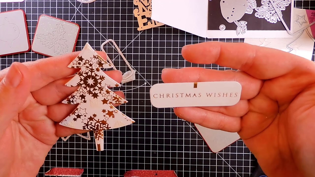 How to Recycle Old Christmas Cards into Handmade Christmas Cards