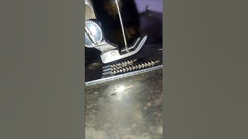 feed dog problem fix | sewing machine tips and tricks  #sewing #sewingtips #shorts #sewinghacks