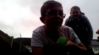 Omg the best  silly string challenge !!!!