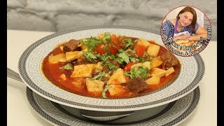 Настоящий венгерский гуляш с чесночными чипетками. Настоящий венгерский гуляш с чесночными чипетками.