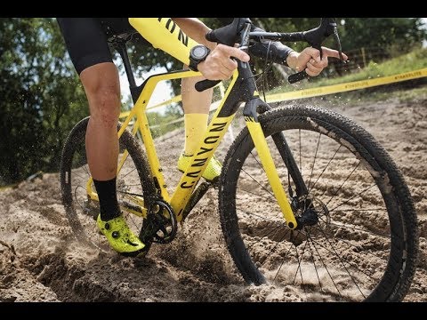 Video: Revisión del primer viaje: Canyon Inflite CF SLX