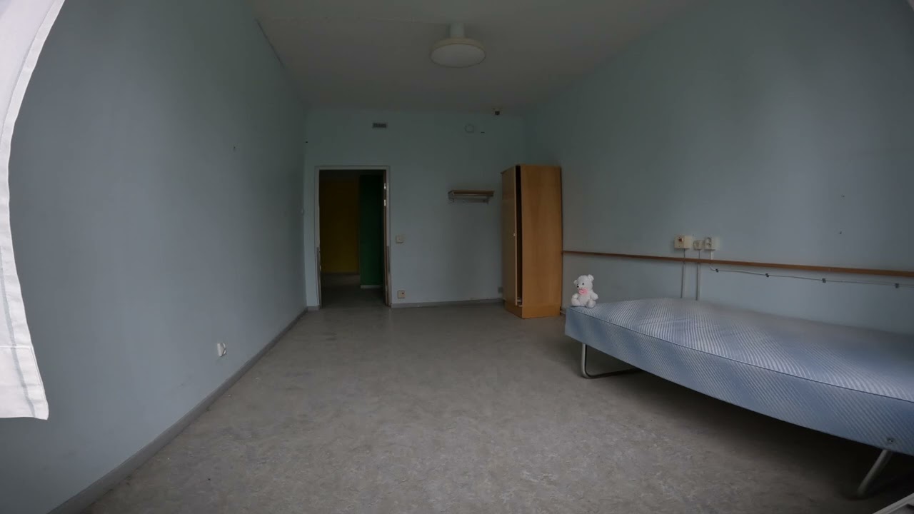 LÄMNAD I 20 MIN – RUM 13 – SANATORIET SANDTRÄSK