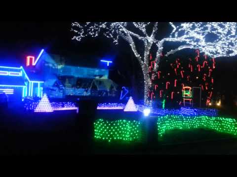 awesome christmas lights show house youtube christmas light show in rowlett tx