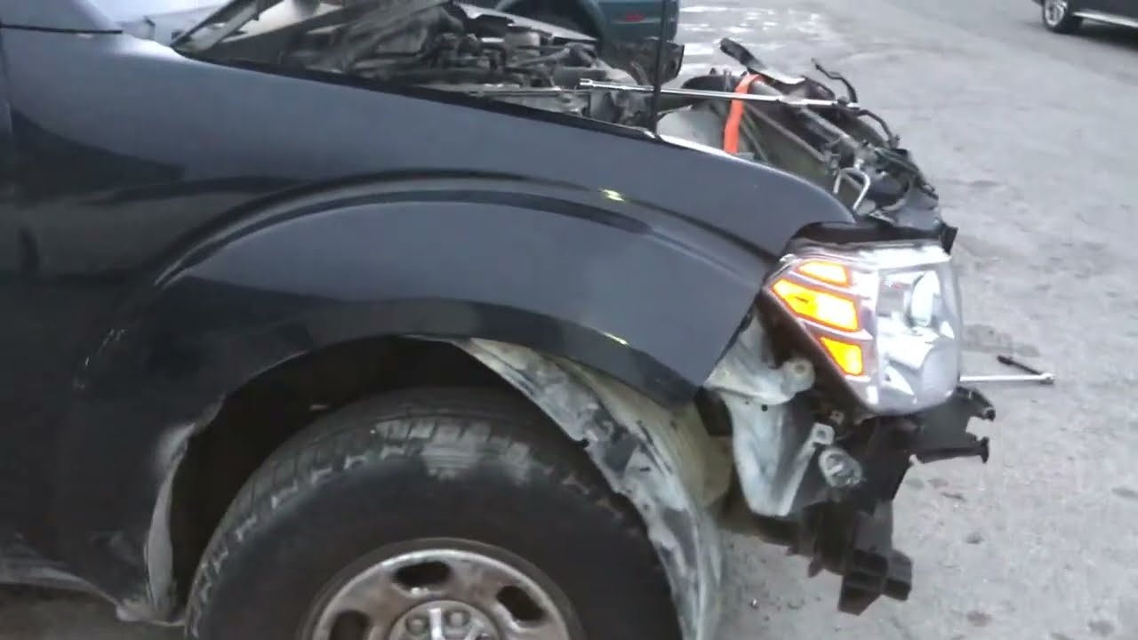 Nissan Frontier crew cab 2017 Cómo encontrar Carros chocados￼ a buen precio en Marketplace