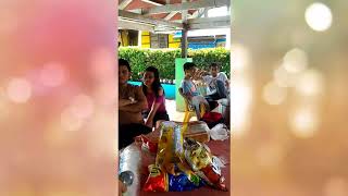 Pasikatin po natin ito ang galing at ang ganda ng boses nya