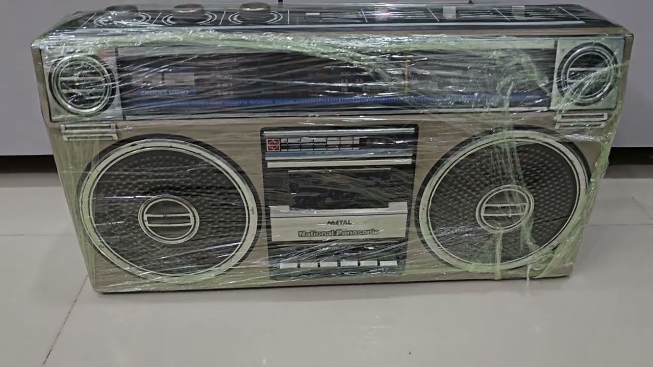 National Panasonic RX- 5045 made in Japan Boombox vintage tape