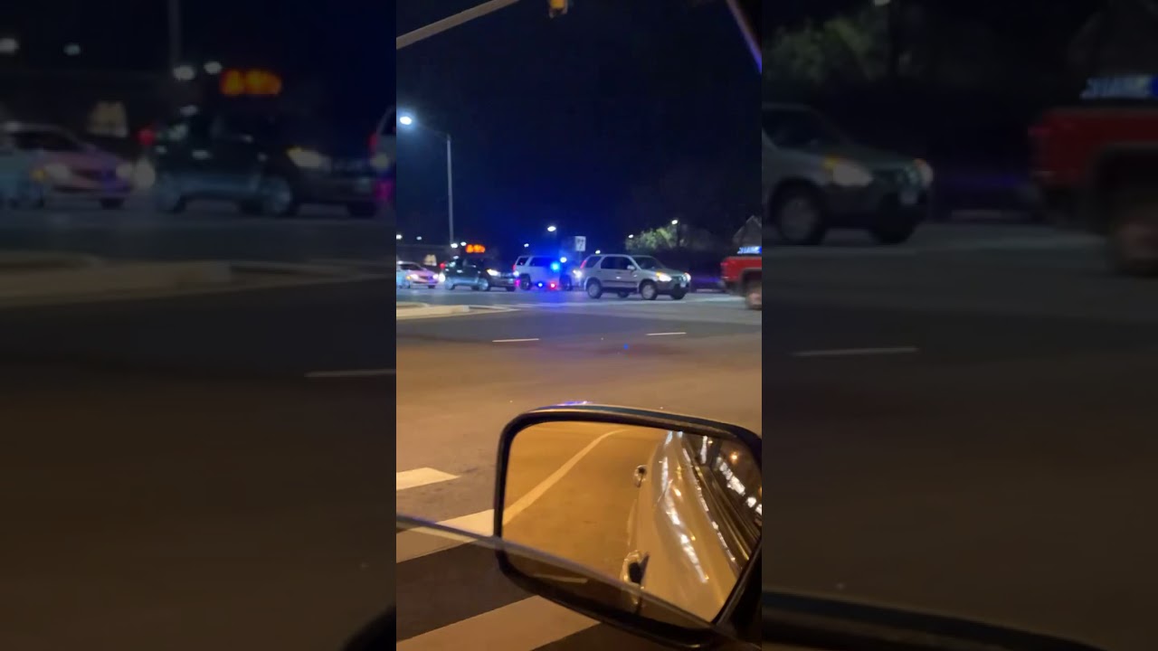 Police Responding To A Fight In Progress At The Mall In Lake County IL
