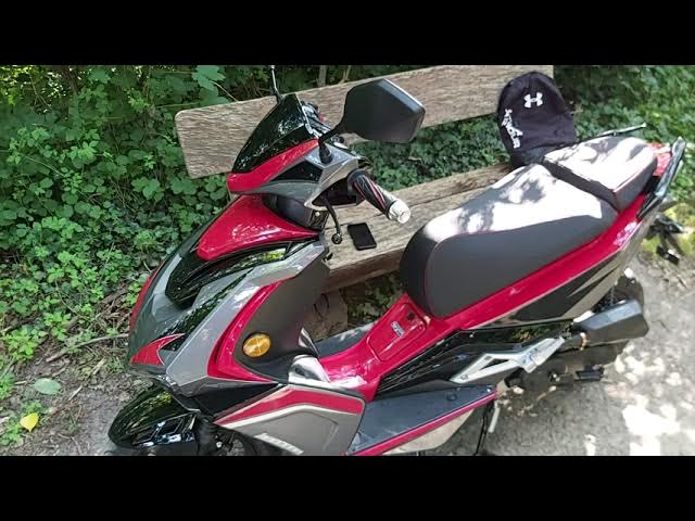 GT Union Striker 50 cc - YouTube