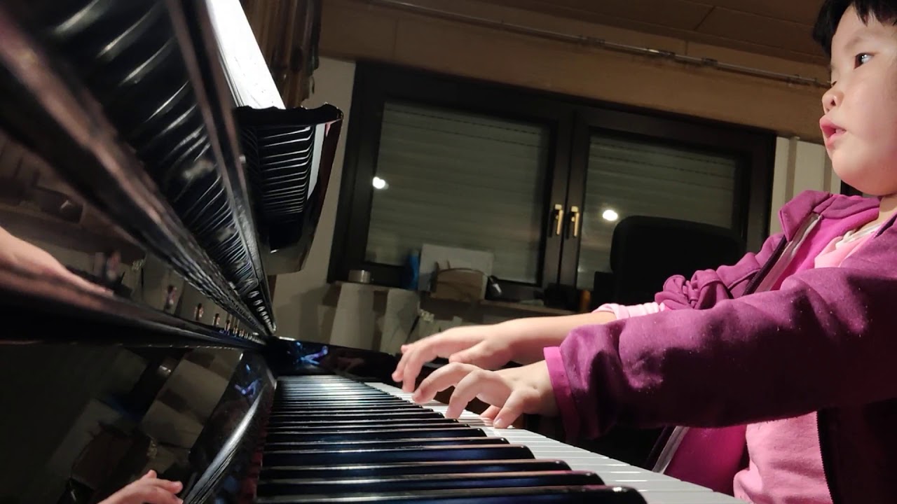 der kleine Mozart Klavier Üben YouTube