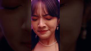 Aku adalah cahaya bulan putih Presiden Fu, manis sekaligus liar.