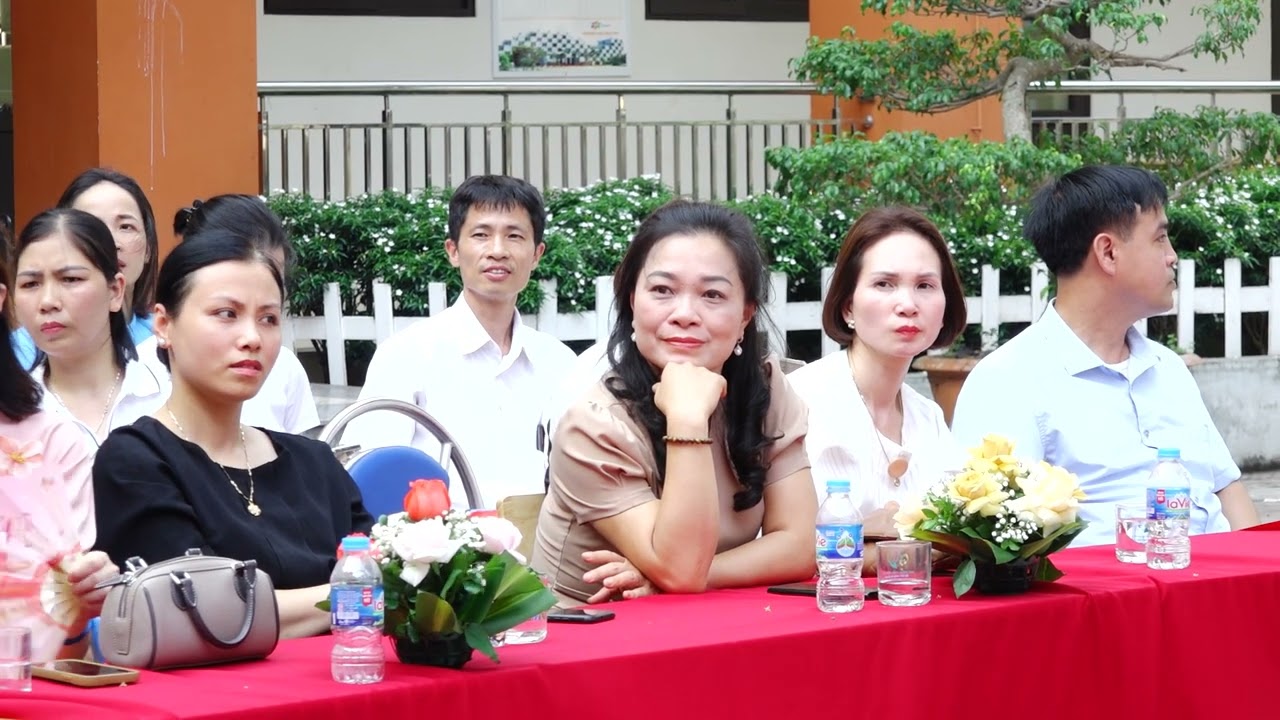 TRƯỜNG THPT ĐÔNG ANH NHỮNG KHOẢNH KHẮC ĐÁNG NHỚ