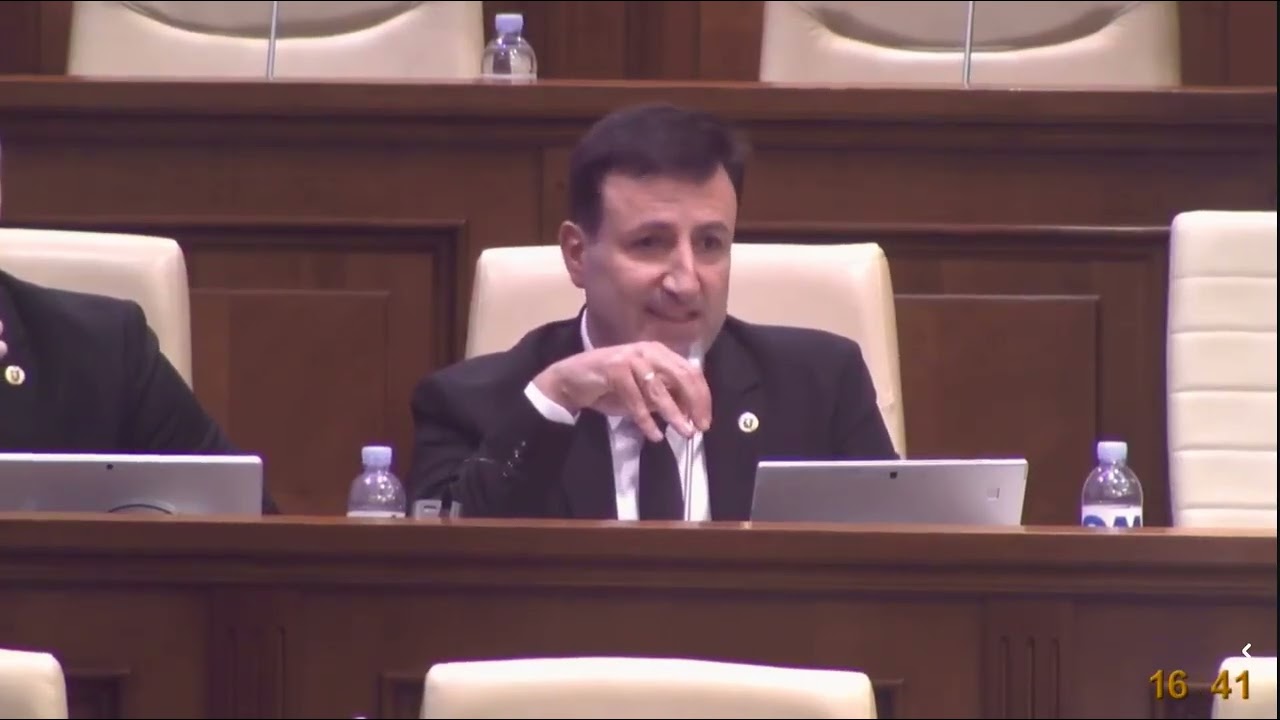 Cernăuţeanu ma învinuit ca eu protejeze importul de droguri.