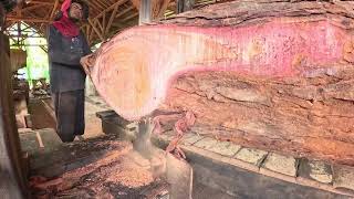 This is amazing process!!! Sawing A huge Mahogany Wood into Thick Blocks