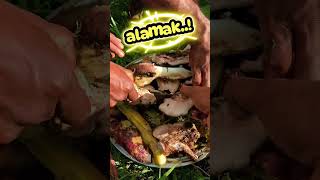 Makan Wam Bakar Batu Papua enak sekali...