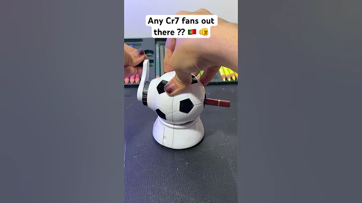 ✨I gave my Ronaldo drawing a GLOW UP 😏🇵🇹 #shorts #cr7 #art